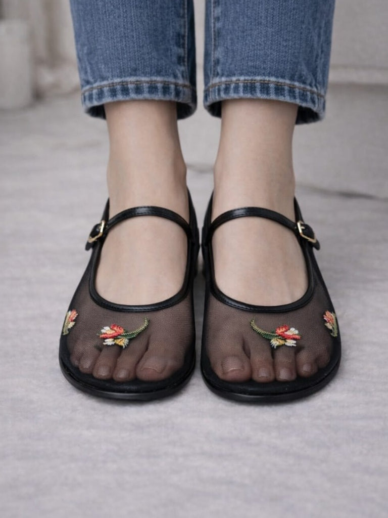 Black - Petal Pumps